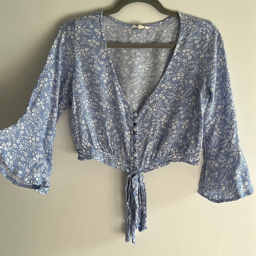 Blue floral crop top